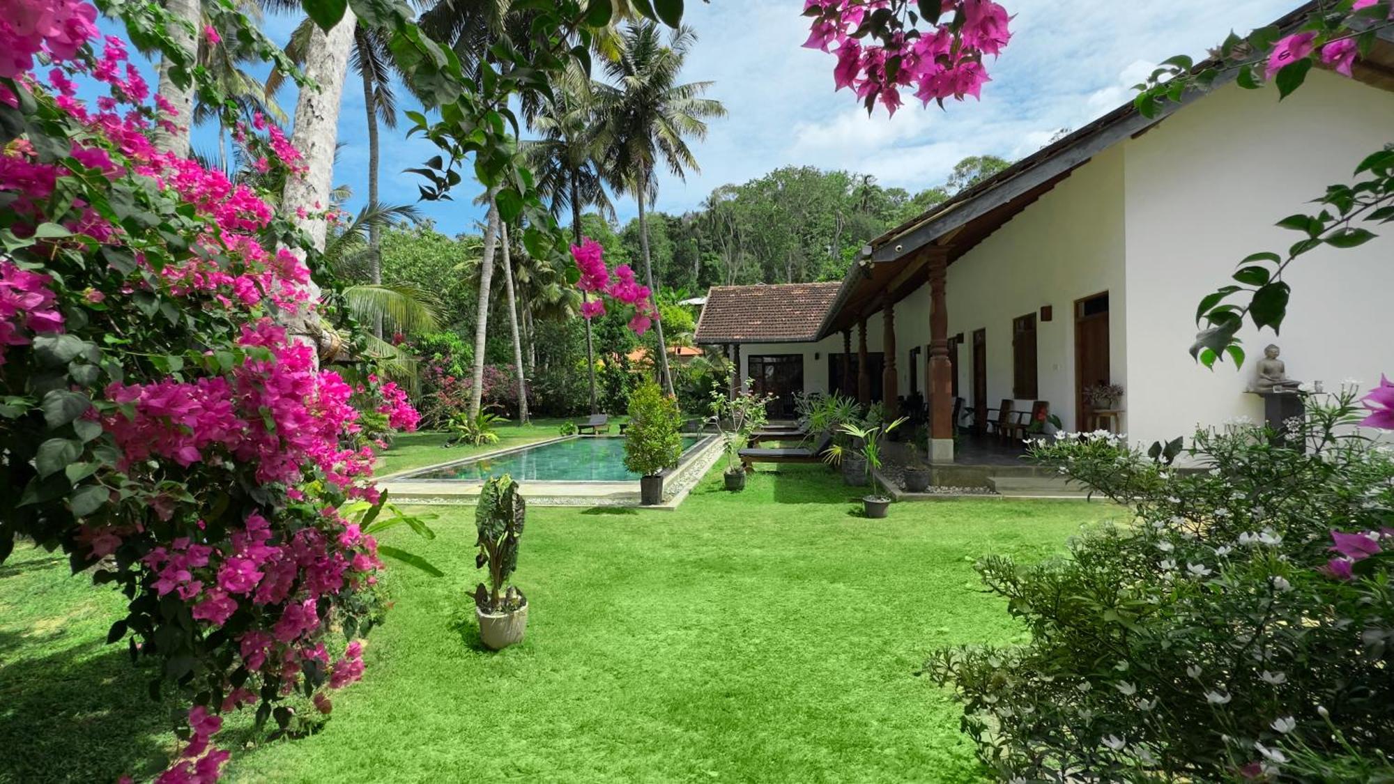 Villa Hiriketiya ديكويلاّ تين المظهر الخارجي الصورة