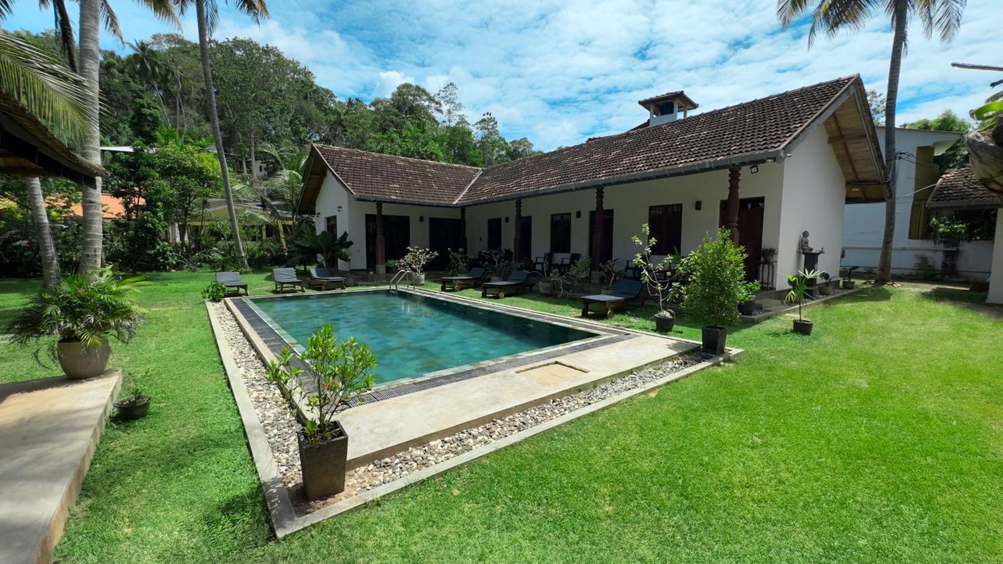 Villa Hiriketiya ديكويلاّ تين المظهر الخارجي الصورة