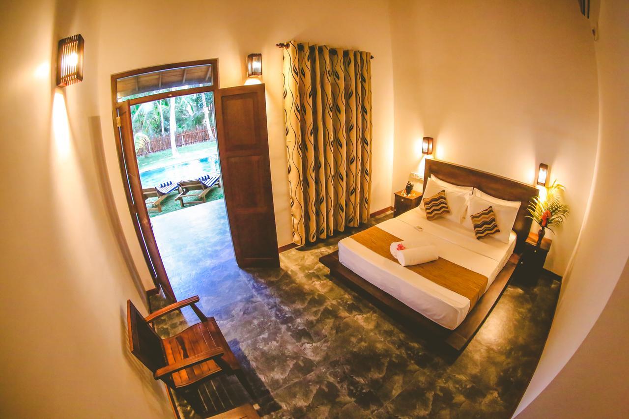 Villa Hiriketiya ديكويلاّ تين المظهر الخارجي الصورة