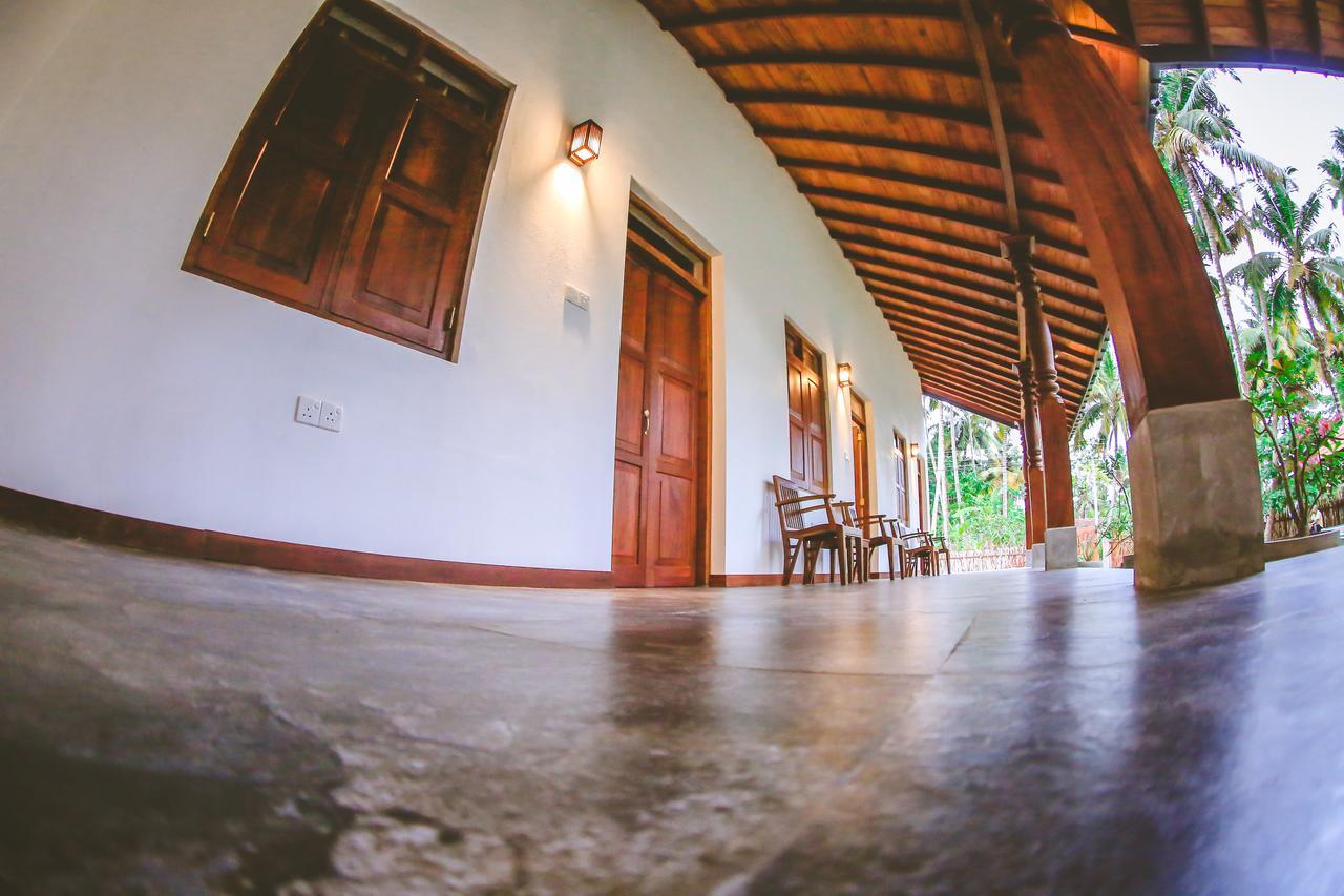 Villa Hiriketiya ديكويلاّ تين المظهر الخارجي الصورة